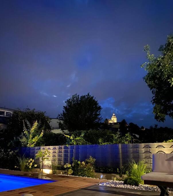 Villa Mit Pool 锡格堡 外观 照片