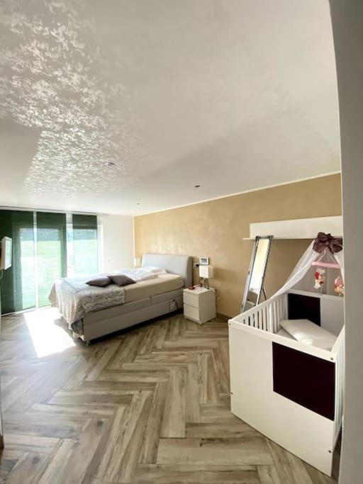 Villa Mit Pool 锡格堡 外观 照片